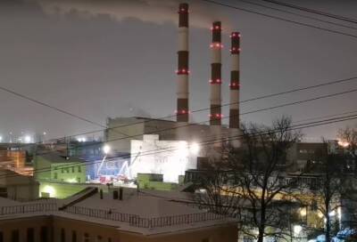 Дым с ТЭЦ Василеостровская очевидцы приняли за пожар