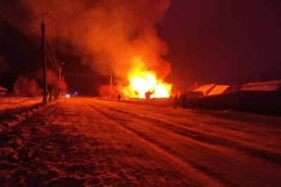В Ивановской области 17 спасателей тушили пожар в частном доме