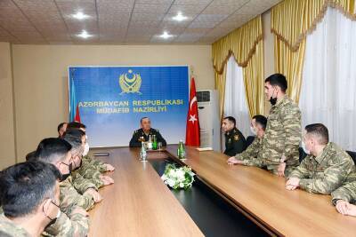 В азербайджанской армии прошел курс по организации воспитательной работы и специальности психолога (ФОТО)