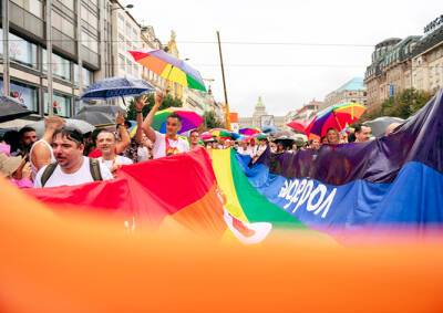 Пражский гей-парад собрал 30 тыс. участников: видео