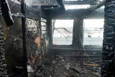 В Воронежском поселке Зареченский при пожаре погибли женщина и ее престарелый отец