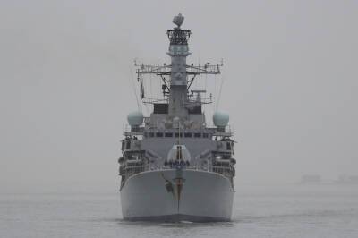 Telegraph: британский фрегат приготовился отслеживать российские корабли, возвращающиеся домой на Рождество - Русская семерка