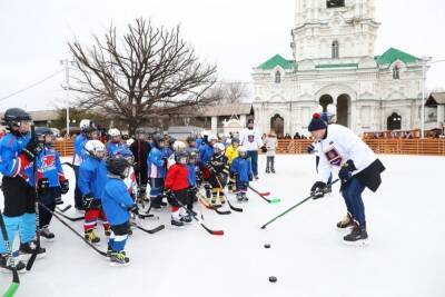 Чемпион мира по хоккею Алексей Яшин провёл мастер-класс для детей