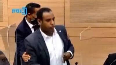 Скандал в кнессете: депутат от Ликуда сравнил зеленый стандарт с концлагерем
