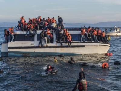 Ливия - В Ливии на берег вынесло тела 27 мигрантов - unn.com.ua - Украина - Киев - Ливия - Хомс