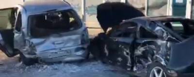 Четыре человека получили травмы в Усть-Ордынском в ДТП с тремя машинами