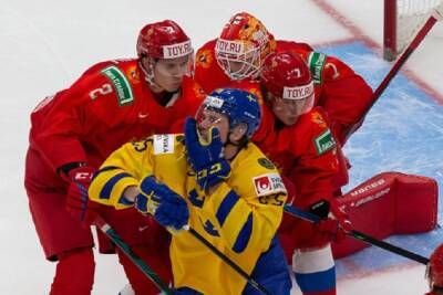 Российские хоккеисты уступили Швеции в стартовом матче молодёжного чемпионата мира