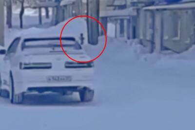 В Хабаровском крае 3-летний мальчик замерзал в снегу на улице