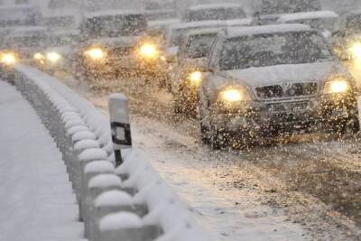 Ярославцы возмущаются по поводу не чищенных от снега улиц города