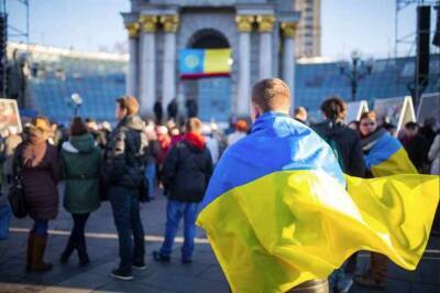 Конфликт в Донбассе и тарифы ЖКУ: украинцы назвали главные проблемы страны