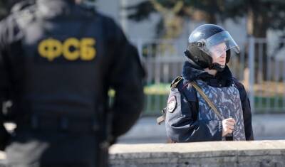 ФСБ задержала еще двух членов банды Басаева и Хаттаба