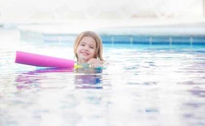 В Германии растёт спрос на курсы плавания для детей