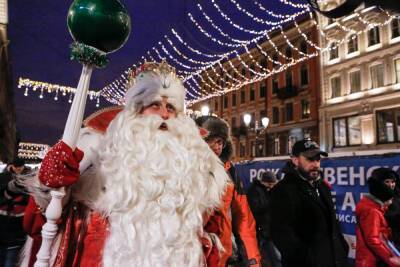 В России резко подорожали услуги Деда Мороза