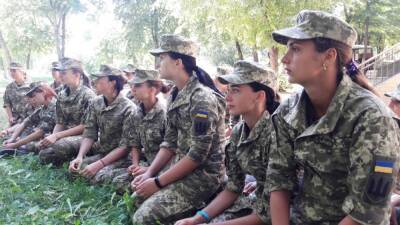 Матвиенко осудила решение Украины о постановке беременных и женщин с детьми на воинский учет