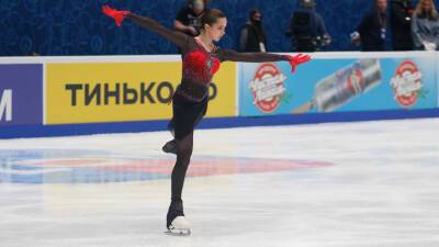 Валиева тепло поблагодарила Тутберидзе после победы на чемпионате России