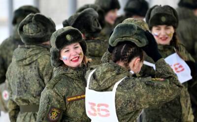 В Госдуме не поддержали идею ввести воинскую повинность для женщин