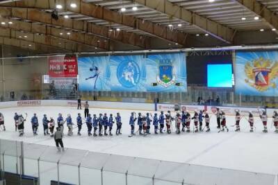 Андрей Романов - Белгородские хоккеисты завершили календарный год победой - mk.ru - Мурманск - Салехард - Белгород