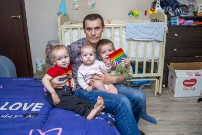 В Тверской области к отцу с тремя детьми придёт Дед Мороз