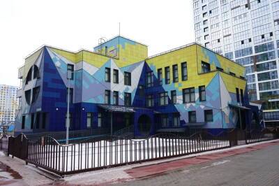 В Петербурге построят шесть школ и один детсад