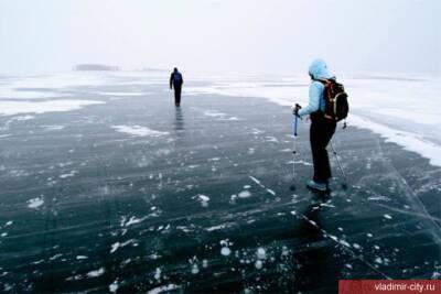 Спасатели просят жителей 33-го региона не выходить на лед