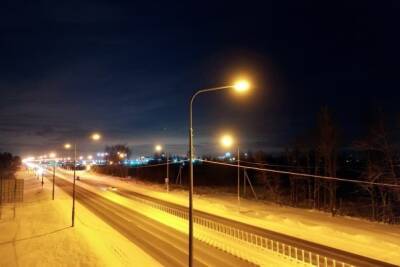 На трассе М-10 в Ленобласти появилось освещение