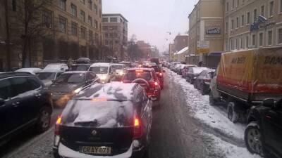 Количество перекрытых дорог в Петербурге в 2022 году возрастет вдвое