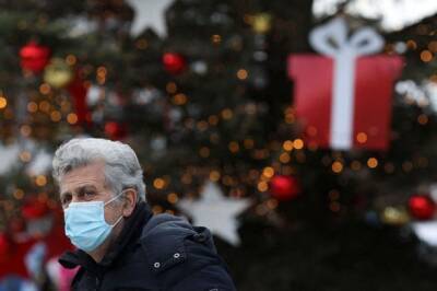 Греция вводит новогодний карантин, чтобы сдержать Omicron