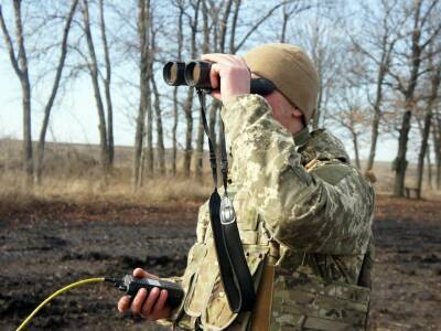 Украинские военные задержали боевика в российской форме, который под действием наркотиков перешел линию столкновения