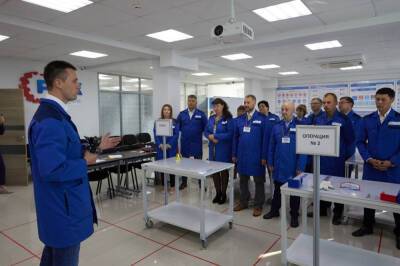 Надсадин даст 3000 рублей за лучшие бережливые проекты чиновников Южно-Сахалинска