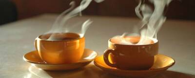 Врач Фархад Ислами: Употребление горячего чая увеличивает риск заболеть раком