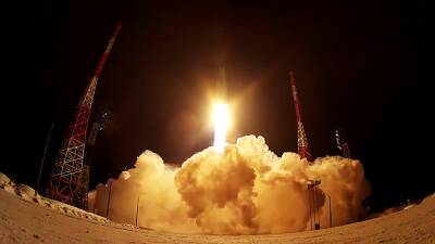 Опубликовано видео запуска тяжелой ракеты-носителя "Ангара-А5"