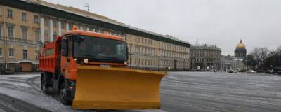 Правительство Петербурга завысило число снегоуборочной техники в два раза