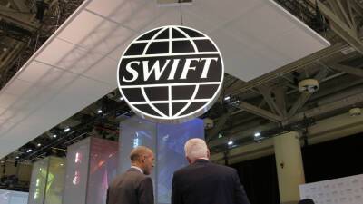 В МИД России заявили об отсутствии перспектив отключения страны от SWIFT