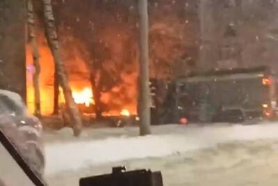 В Ярославле сгорели две «слишком умные» машины