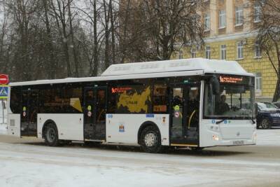 В Великом Новгороде отменили традиционные ночные автобусы