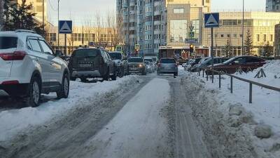 Более 150 жалоб отправили тюменцы на неубранный снег властям города