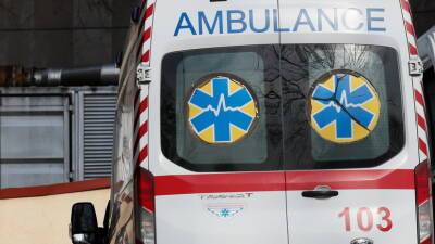 Два человека погибли при взрыве в больнице на Украине