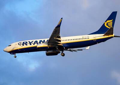 Ryanair отменил сотни рейсов, в том числе из Праги