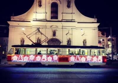 На улицах Брно появятся рождественские трамваи