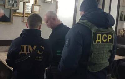 Из Украины депортируют "криминального авторитета" из списка СНБО