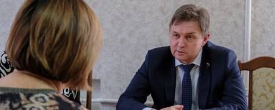 Роман Береснев осмотрел новый ФАП в Арбажском округе