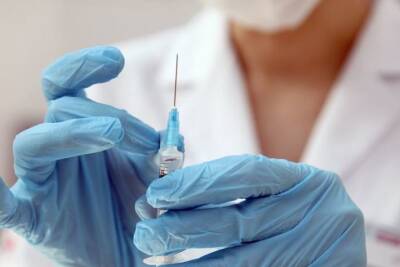 Франция выявила суточный максимум заболевших коронавирусом с начала пандемии