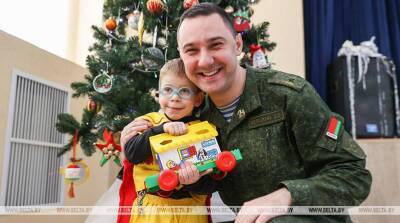 ФОТОФАКТ: Брестские военнослужащие приняли участие в акции "Наши дети"
