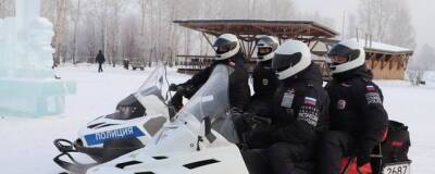 В Красноярске начала работать туристическая полиция на снегоходах