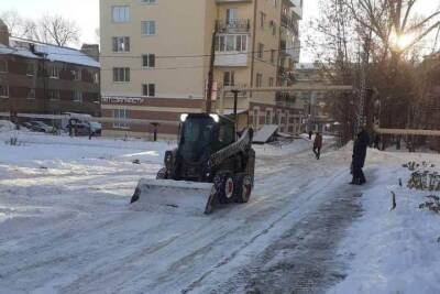 В Саратове завели 4 административных дела за некачественную уборку улиц от снега