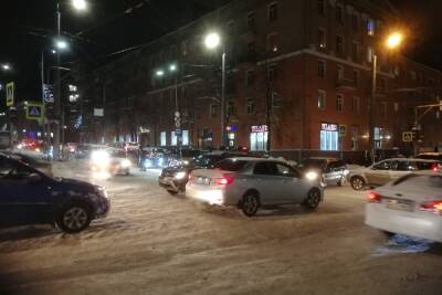 Водителям в центре Петрозаводска пришлось не сладко из-за светофора