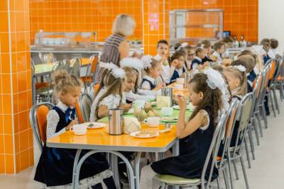 Стоимость питания школьников в Рязани вырастет на 1,5 рубля