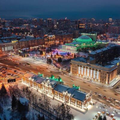 Фотограф Слава Степанов снял с высоты новогодний Новосибирск