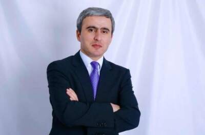 Глава Аппарата минкультуры Азербайджана уволился с работы по собственному желанию