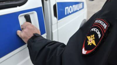 Мужчина получил ранение из травматического оружия в ходе конфликта в ТЦ в Москве